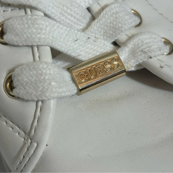 Guess women’s white lace‎ up running tennis shoes in size  10 - Picture 8 of 12